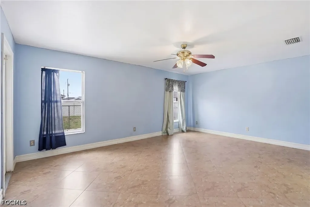 4129 NE 14th Place Cape Coral FL 33909