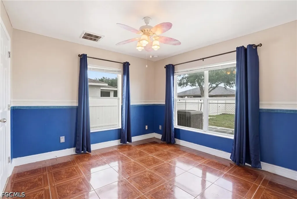 4129 NE 14th Place Cape Coral FL 33909