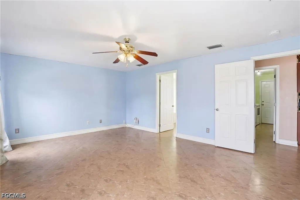 4129 NE 14th Place Cape Coral FL 33909