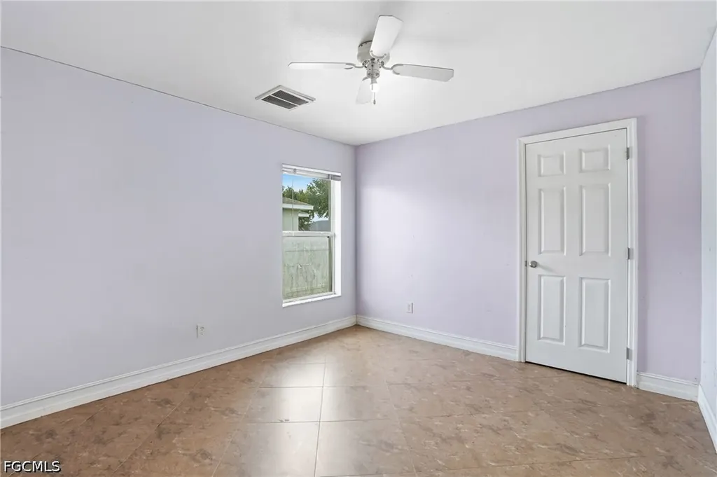 4129 NE 14th Place Cape Coral FL 33909