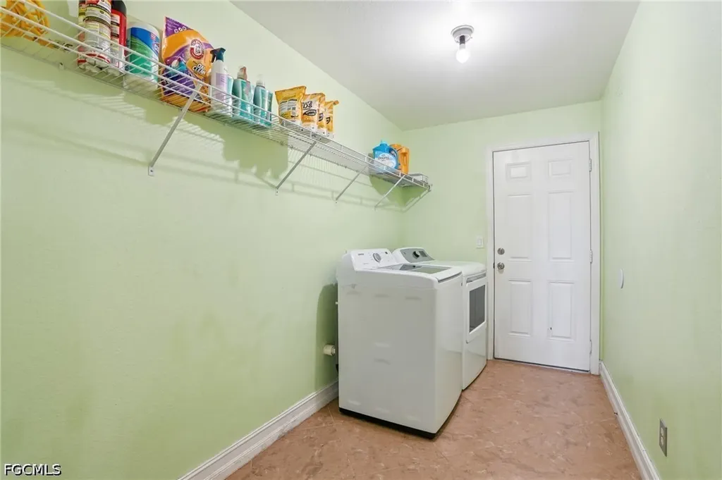 4129 NE 14th Place Cape Coral FL 33909