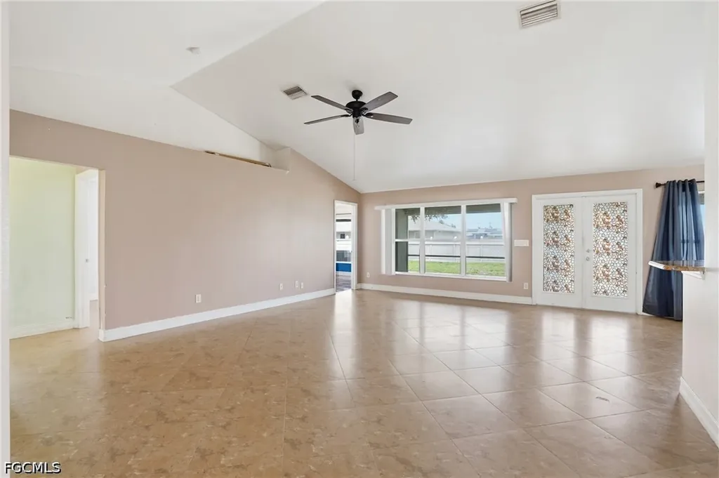 4129 NE 14th Place Cape Coral FL 33909