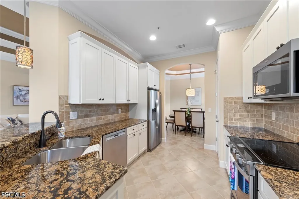 10351 Glastonbury Circle Fort Myers FL 33913
