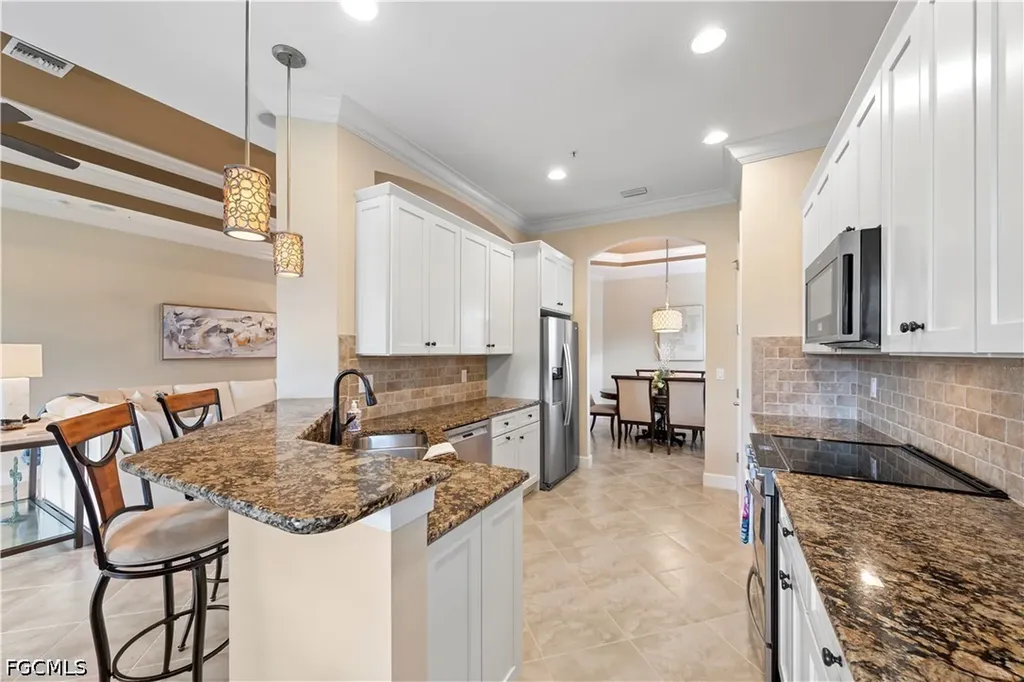 10351 Glastonbury Circle Fort Myers FL 33913