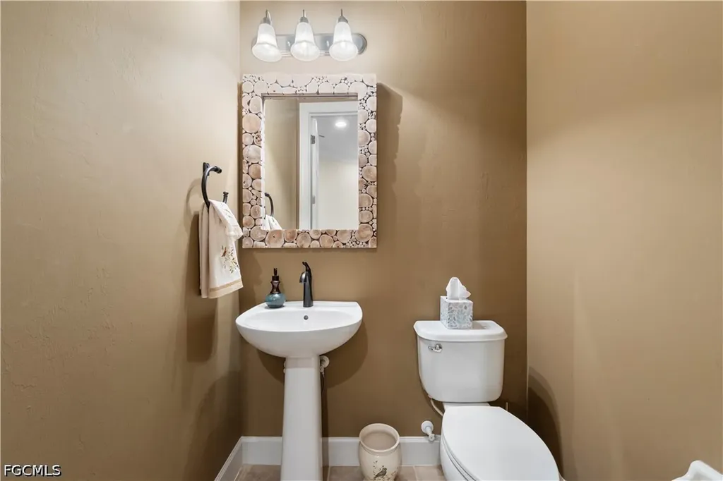 10351 Glastonbury Circle Fort Myers FL 33913