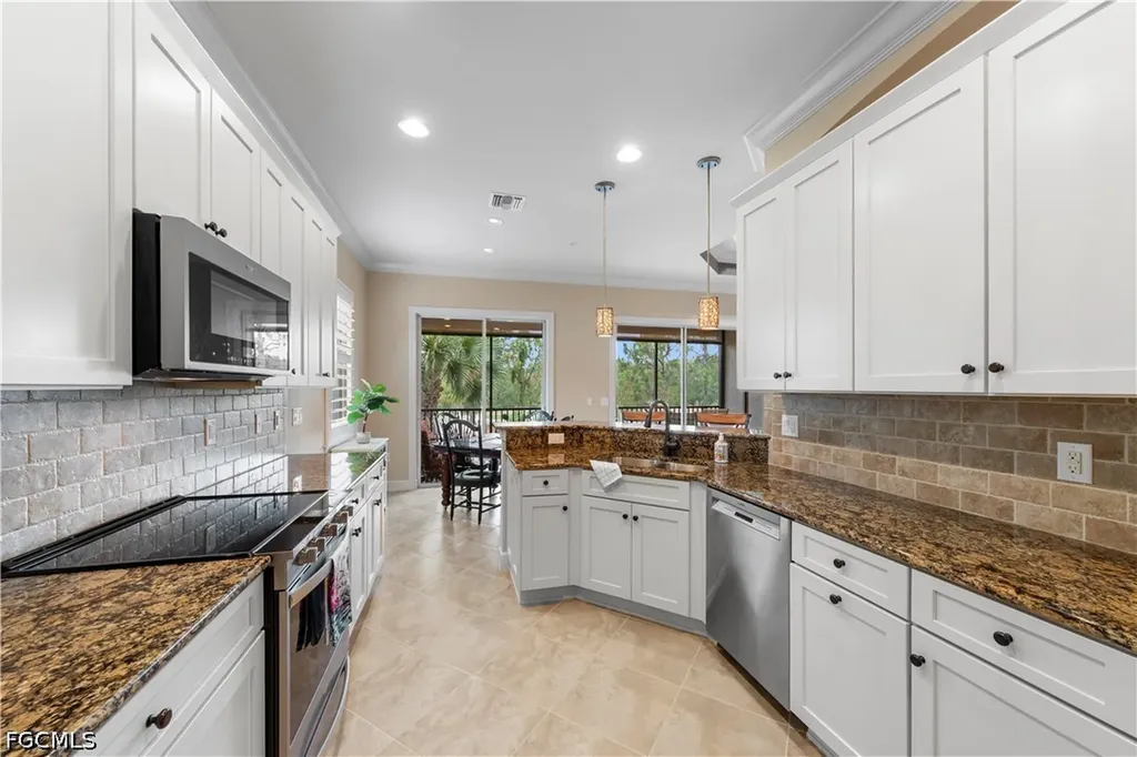 10351 Glastonbury Circle Fort Myers FL 33913