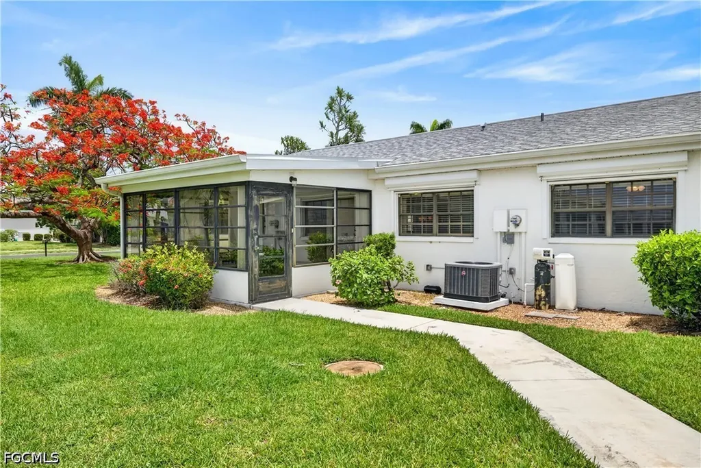 1502 Myerlee Country Club Boulevard Fort Myers FL 33919