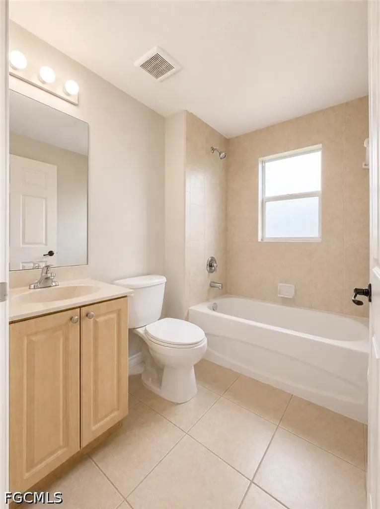 3304 Skyline Boulevard Cape Coral FL 33914