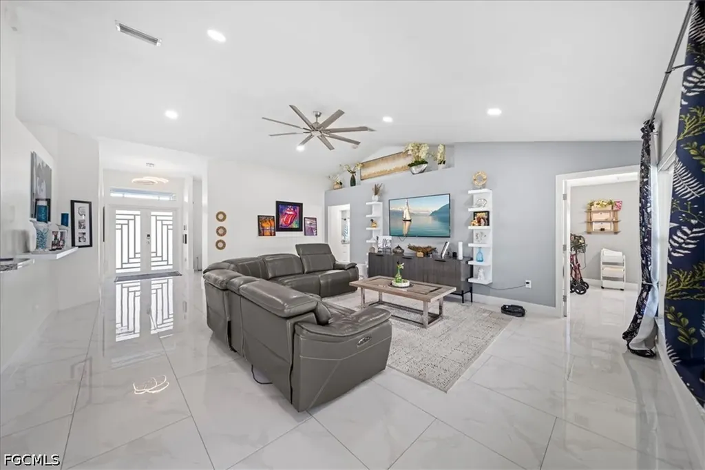 22 Nelson Road S Cape Coral FL 33991