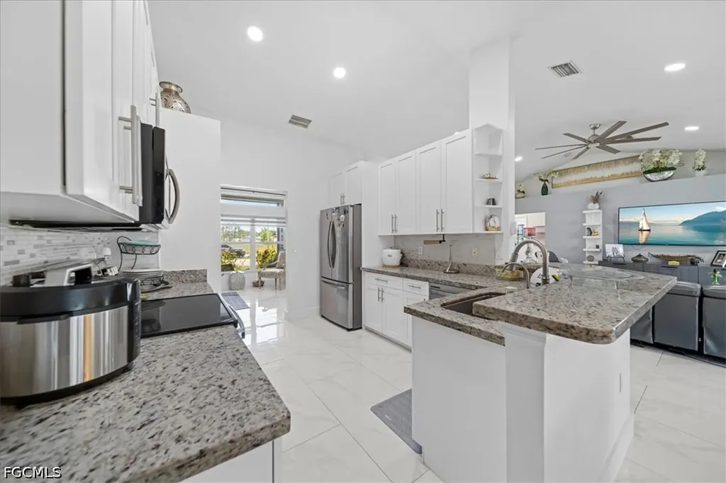 22 Nelson Road S Cape Coral FL 33991