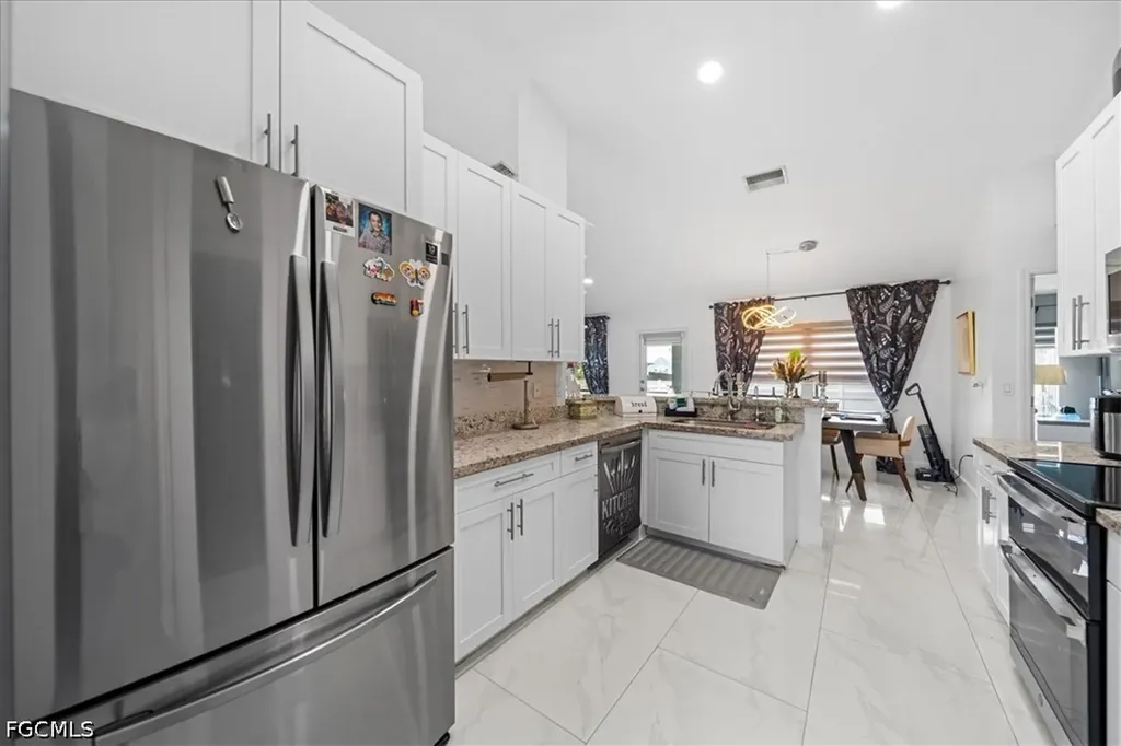 22 Nelson Road S Cape Coral FL 33991