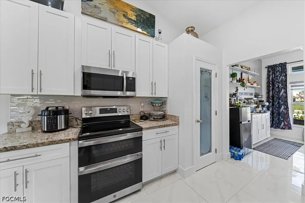 22 Nelson Road S Cape Coral FL 33991