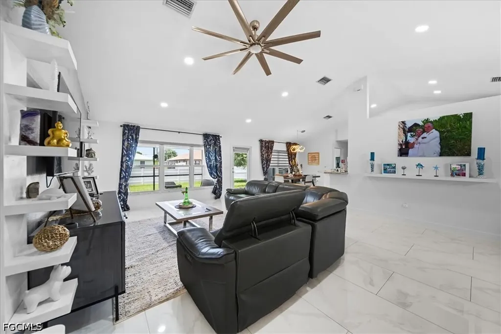 22 Nelson Road S Cape Coral FL 33991