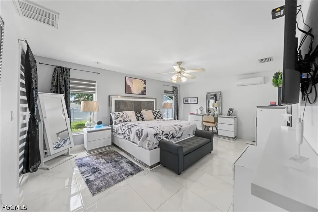 22 Nelson Road S Cape Coral FL 33991