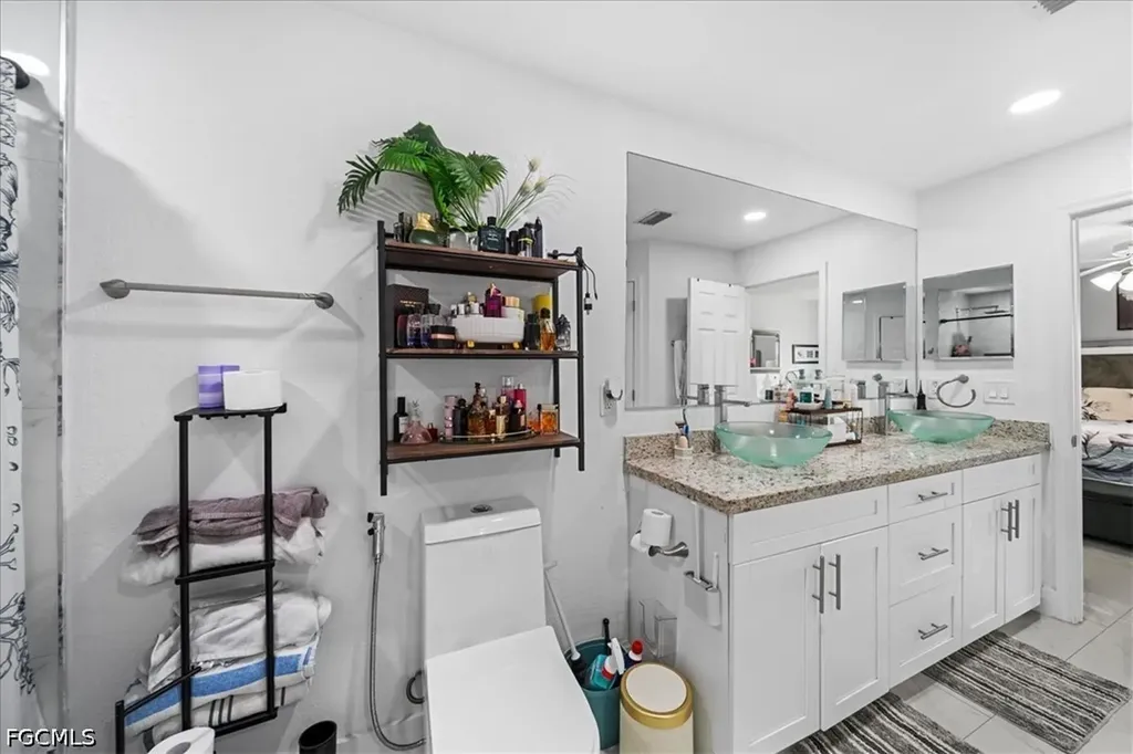 22 Nelson Road S Cape Coral FL 33991