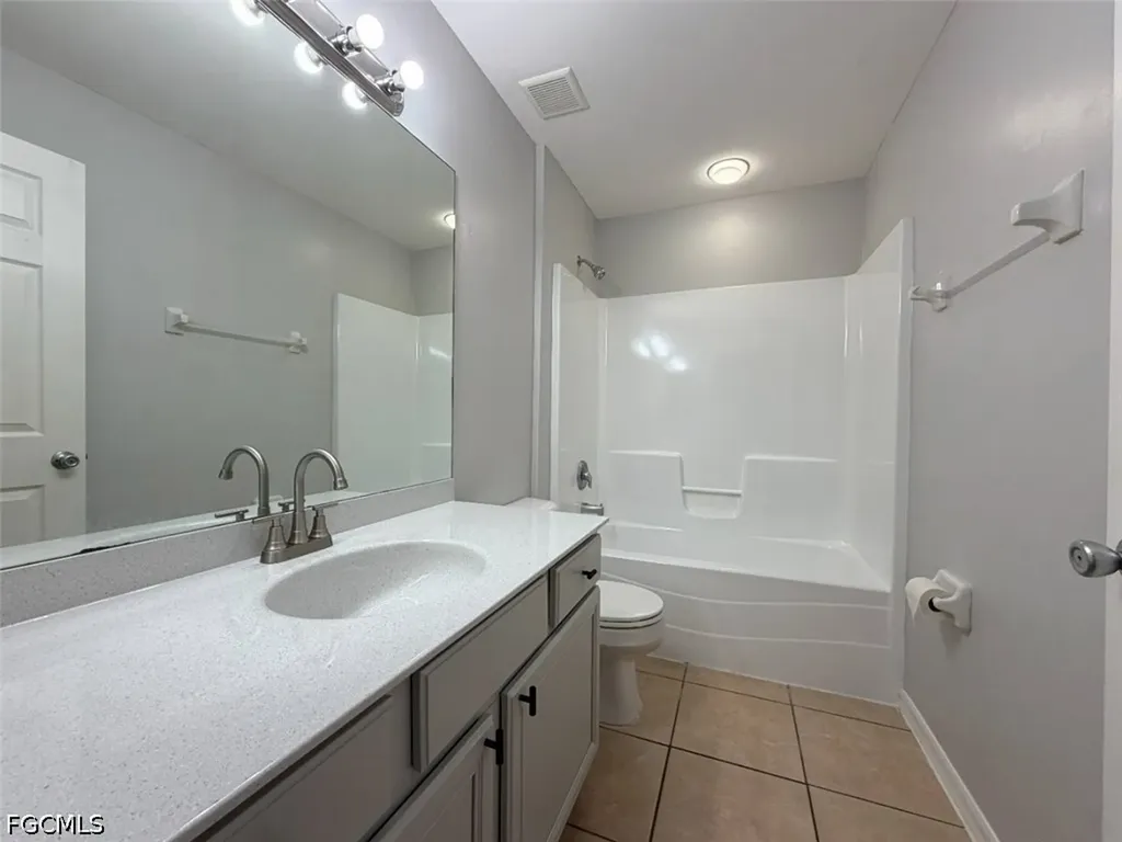 1722 NE 21st Street Cape Coral FL 33909