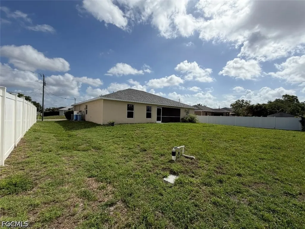 1722 NE 21st Street Cape Coral FL 33909