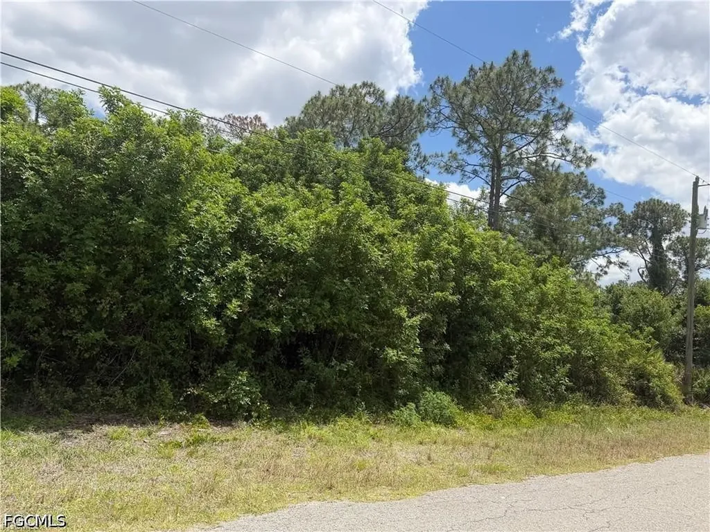 1142 Sunrise Boulevard Lehigh Acres FL 33974