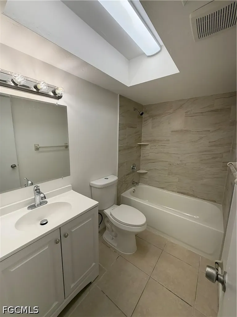 929 SE 24th Avenue Cape Coral FL 33990