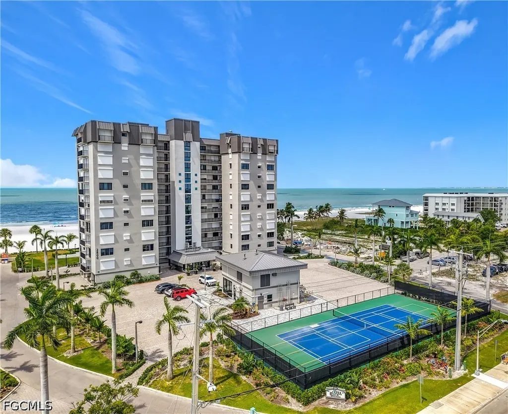 Fort Myers Beach FL, 2800 Estero Boulevard, Unit PH3