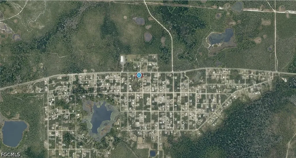 28108 Country Road 42 Paisley FL 32767