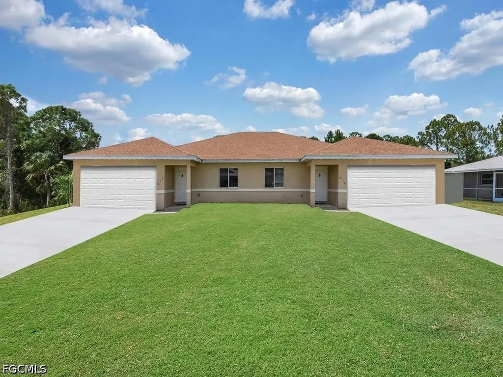 732/734 Holmes Avenue Lehigh Acres FL 33974