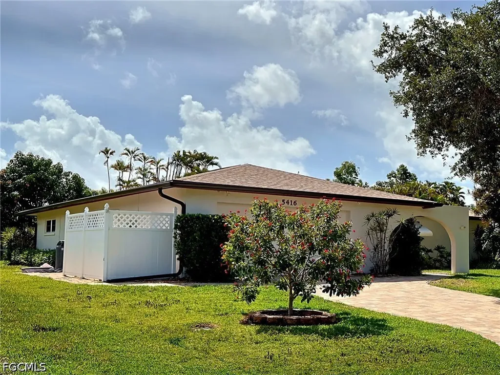 5416 Brandy Circle E Fort Myers FL 33919