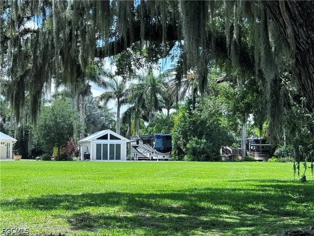 Lot 303 3047 Riverboat Landing Labelle FL 33935