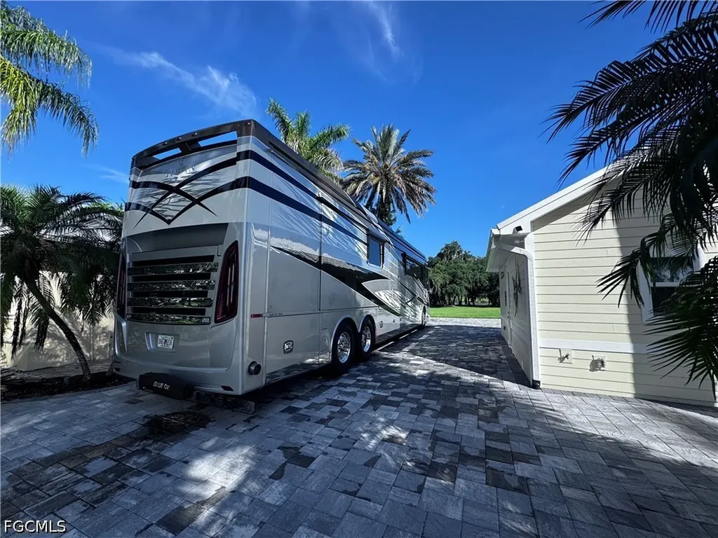 Lot 303 3047 Riverboat Landing Labelle FL 33935