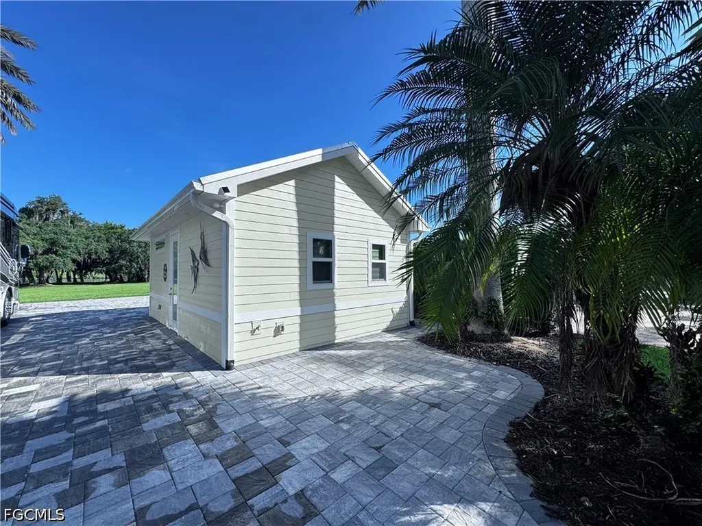 Lot 303 3047 Riverboat Landing Labelle FL 33935