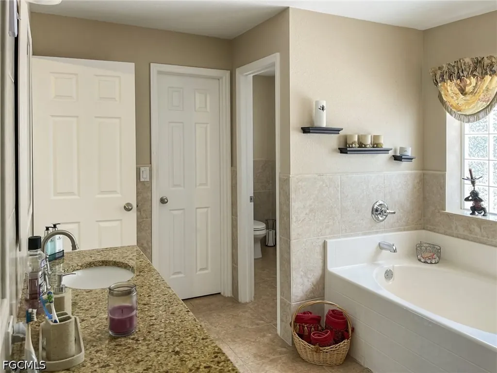 1817 SW 22nd Lane Cape Coral FL 33991
