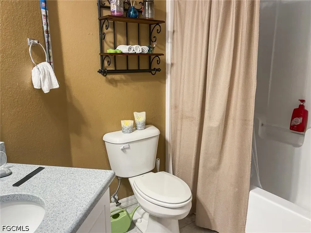 1817 SW 22nd Lane Cape Coral FL 33991