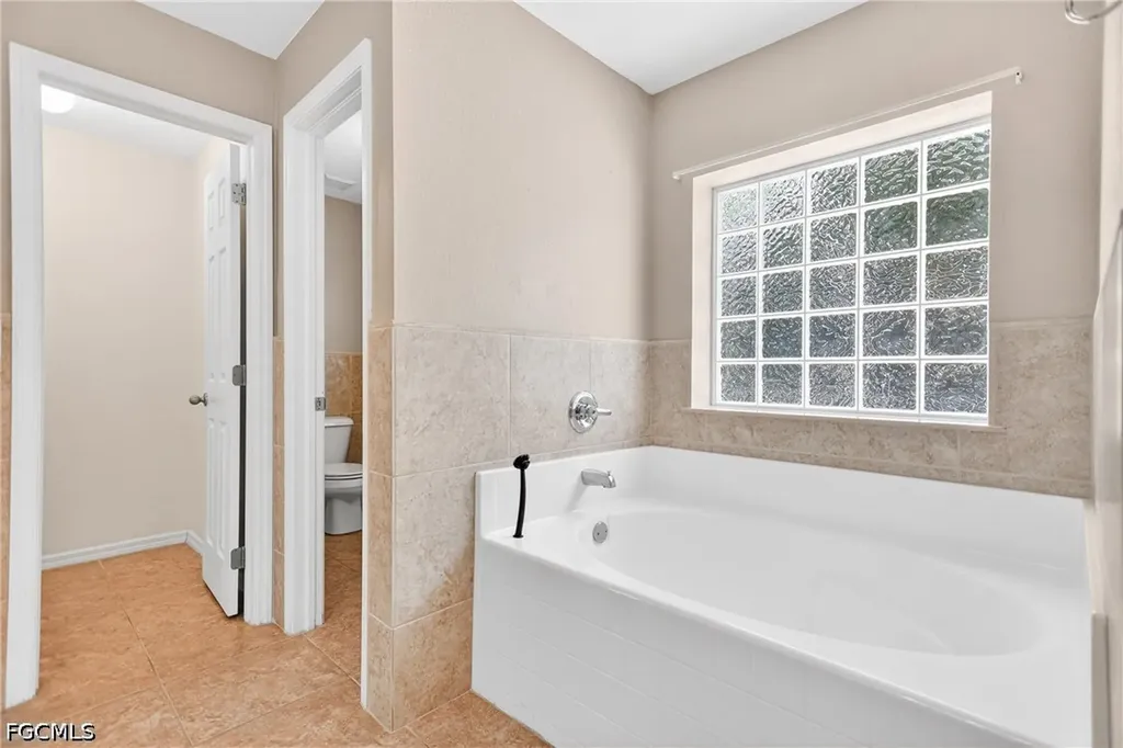 1817 SW 22nd Lane Cape Coral FL 33991