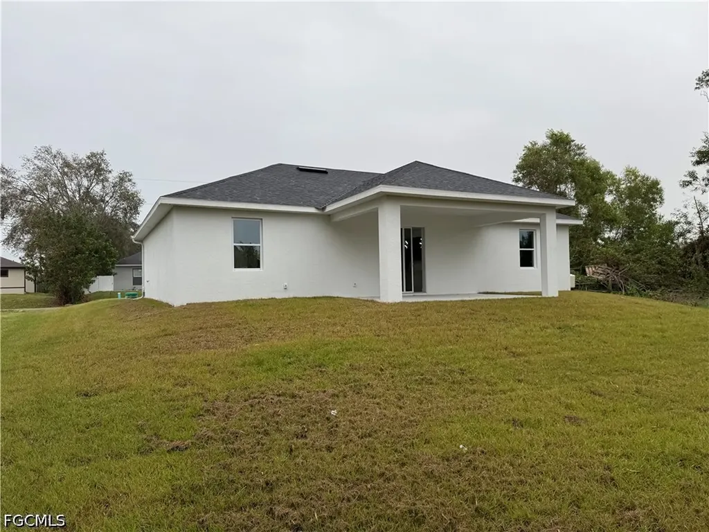 3203 24th Street SW Lehigh Acres FL 33976