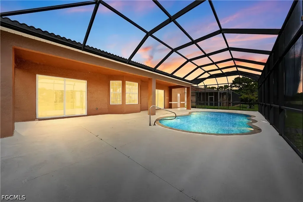 680 Mirror Lakes Court Lehigh Acres FL 33974