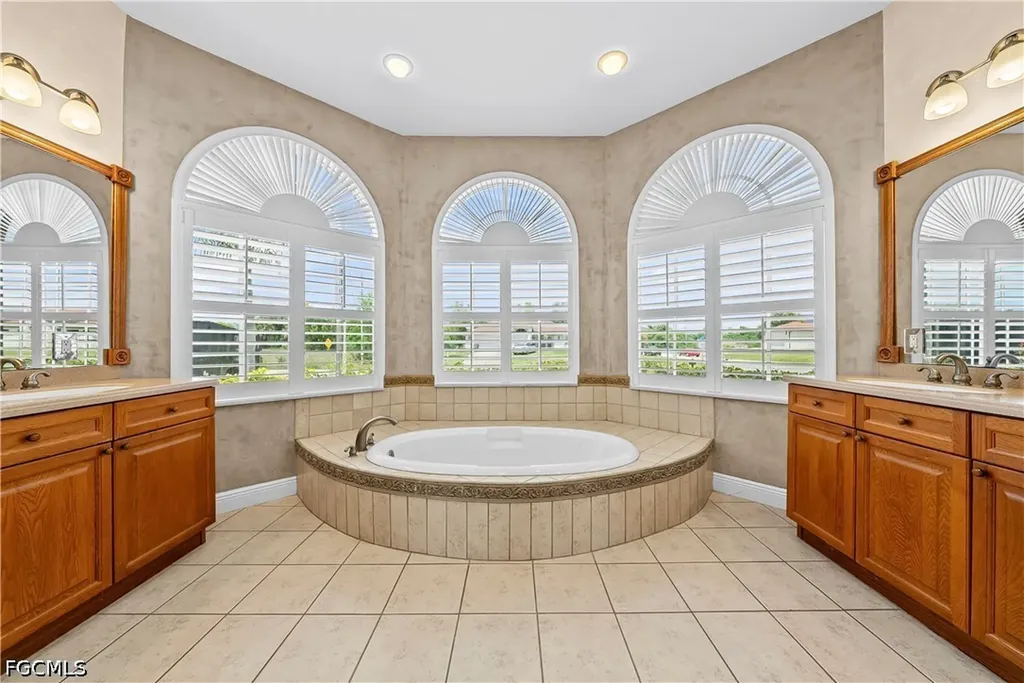 680 Mirror Lakes Court Lehigh Acres FL 33974