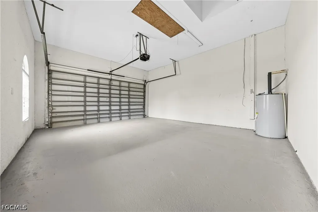 680 Mirror Lakes Court Lehigh Acres FL 33974
