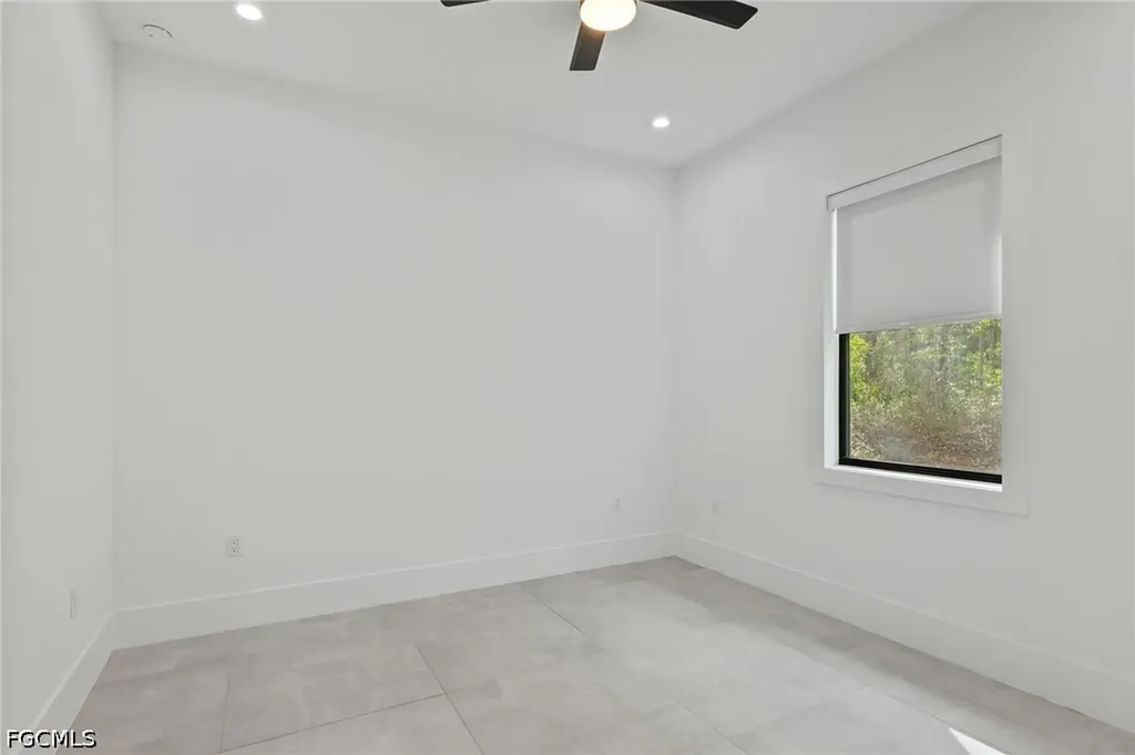 106 18th Avenue NE Naples FL 34120
