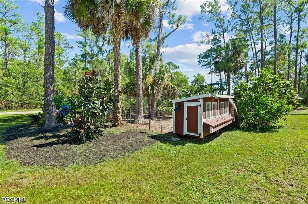 106 18th Avenue NE Naples FL 34120