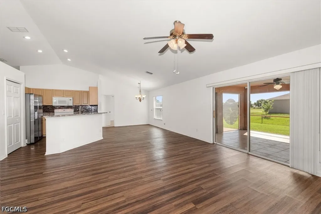 2931 NW 4th Place Cape Coral FL 33993