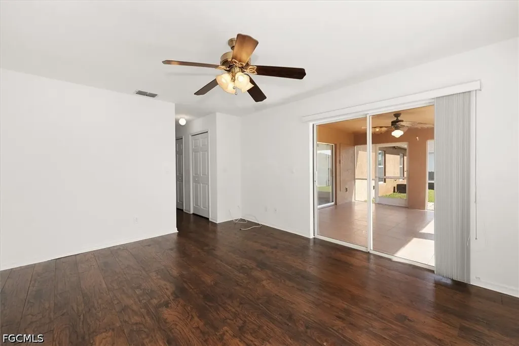 2931 NW 4th Place Cape Coral FL 33993