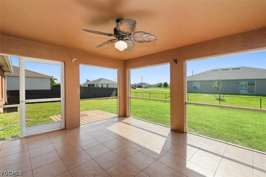 2931 NW 4th Place Cape Coral FL 33993