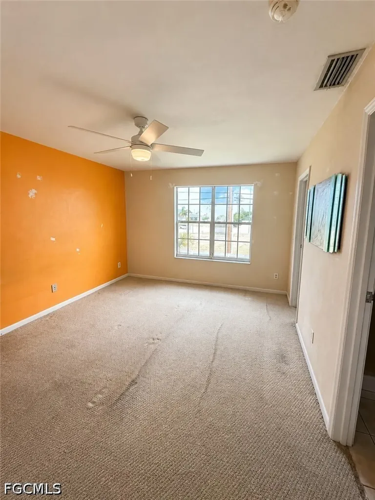 Cape Coral FL, 1005 SW 48th Terrace, Unit 3