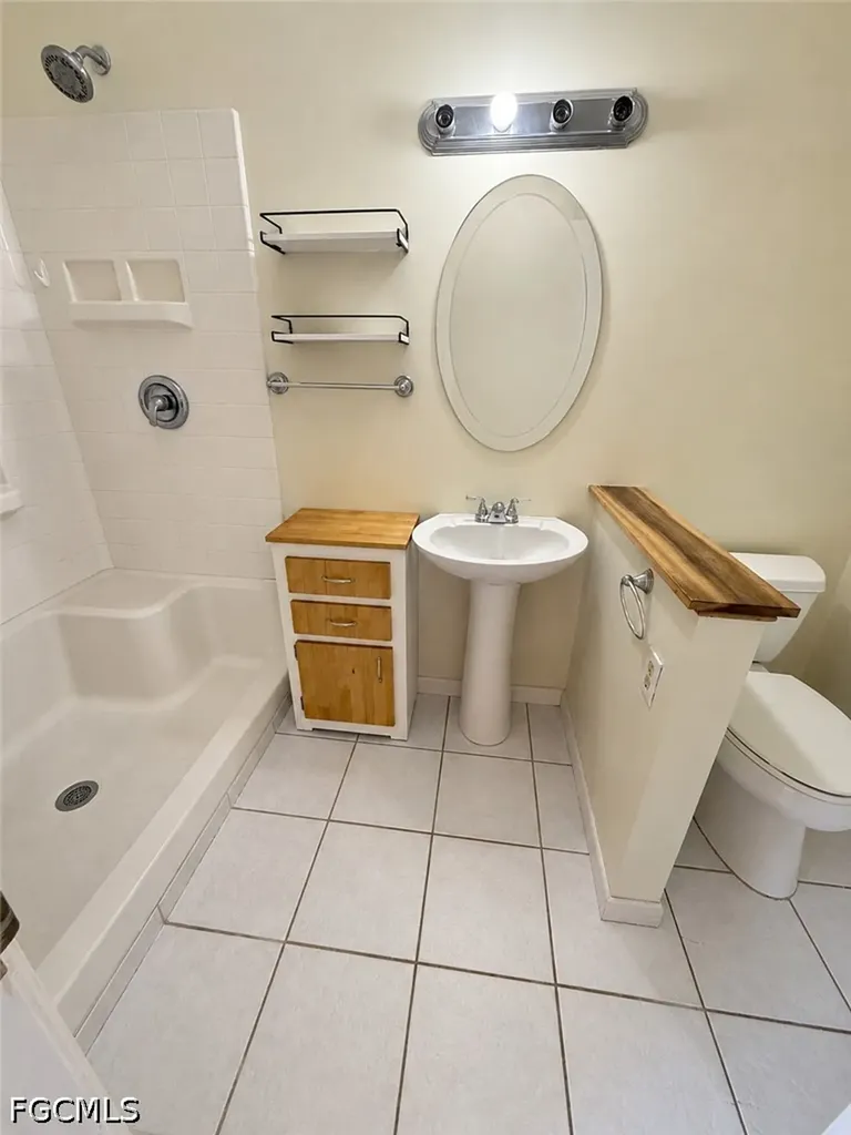 1005 SW 48th Terrace Cape Coral FL 33914