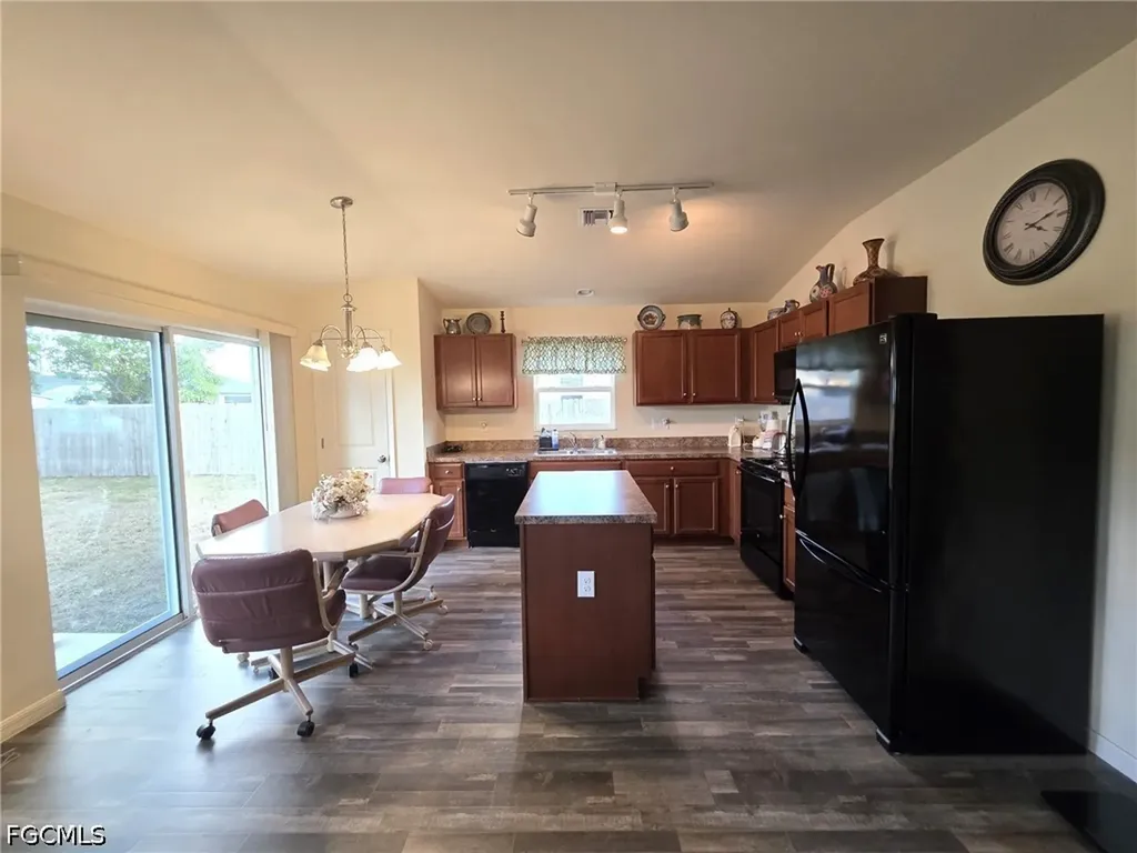 2217 SW 3rd Avenue Cape Coral FL 33991