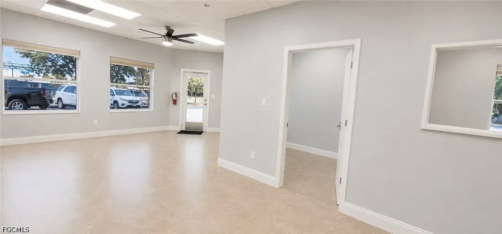 4645 SE 15th Avenue Cape Coral FL 33904