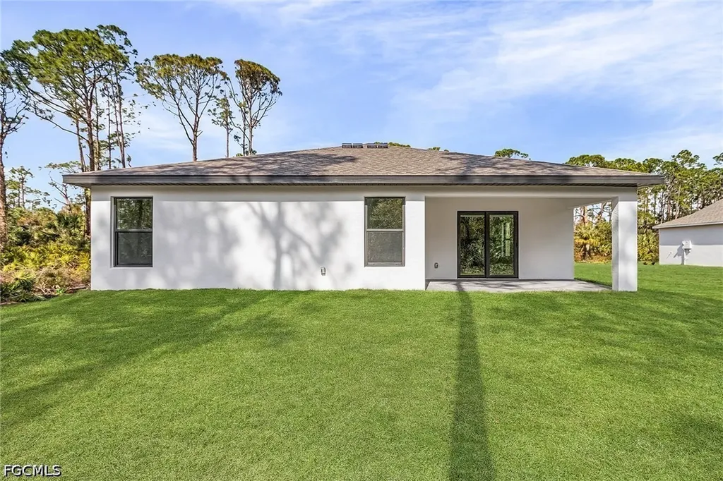 735 La Plata Avenue Lehigh Acres FL 33974