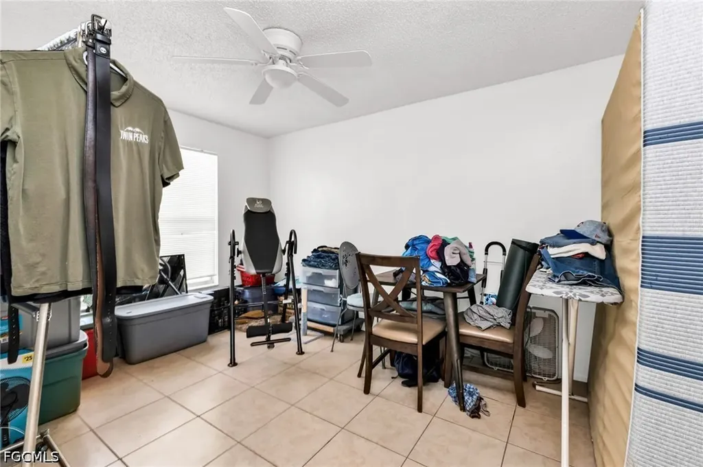 18617/18619 Bartow Boulevard Fort Myers FL 33967
