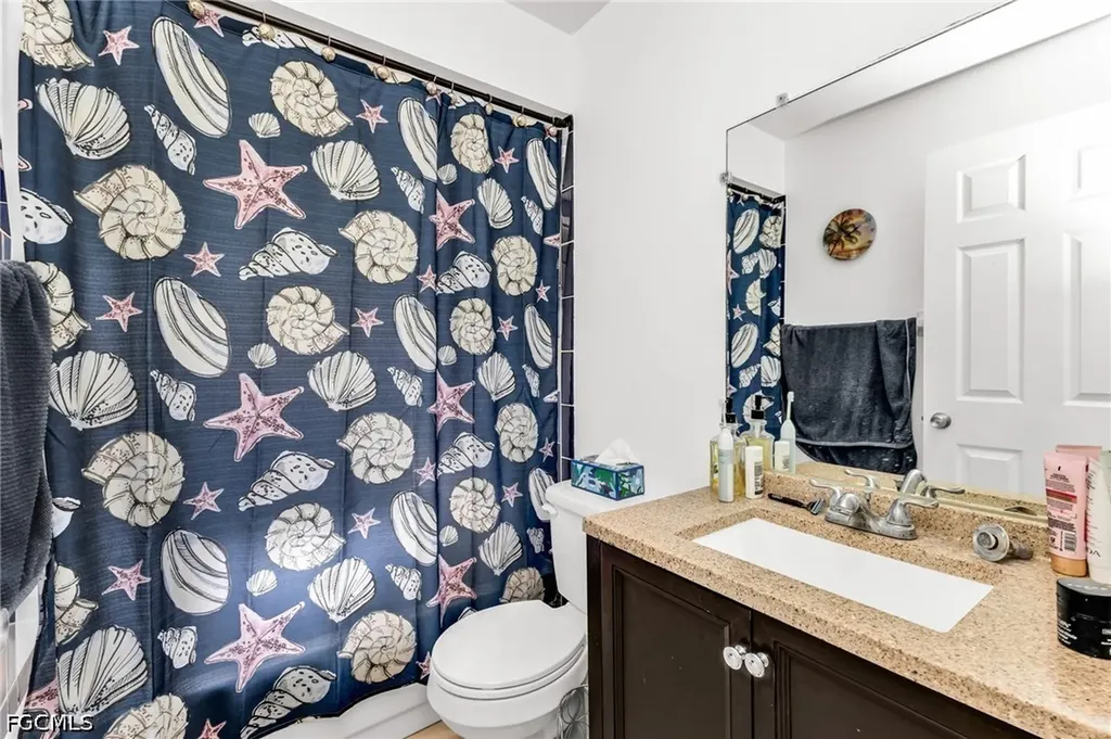 18617/18619 Bartow Boulevard Fort Myers FL 33967