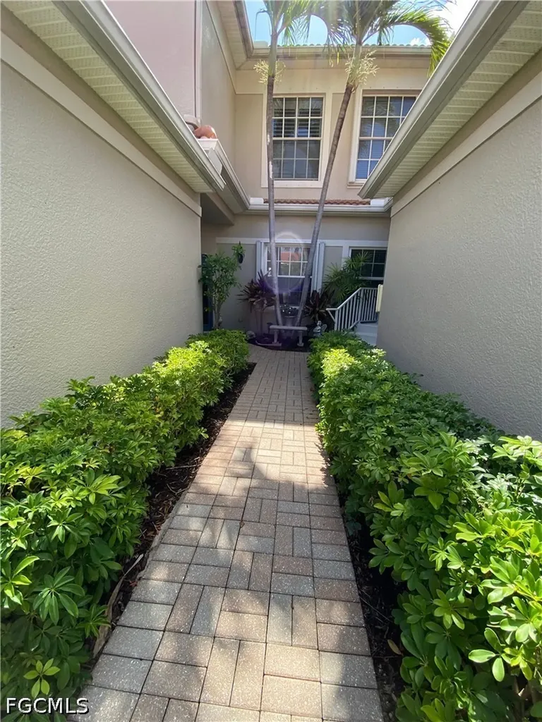 9265 Belleza Way Fort Myers FL 33908